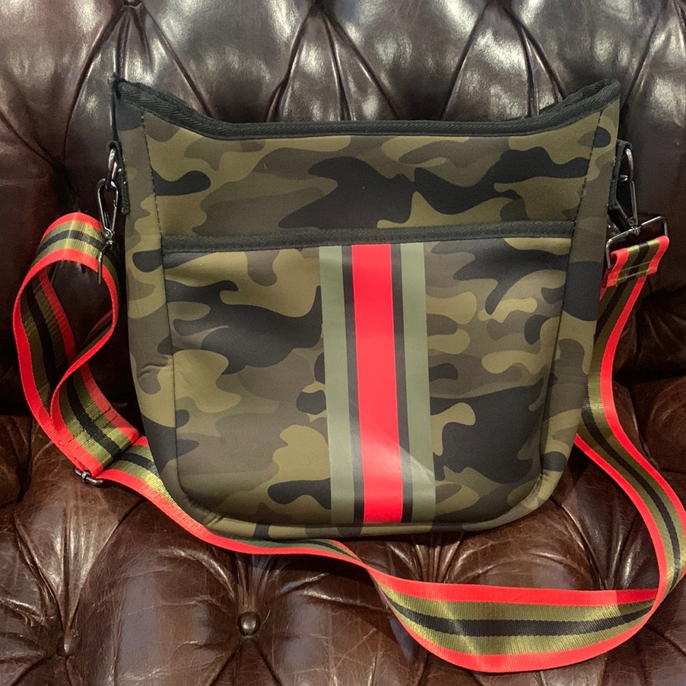 Blake Soho | Camo Neoprene Crossbody Purse
